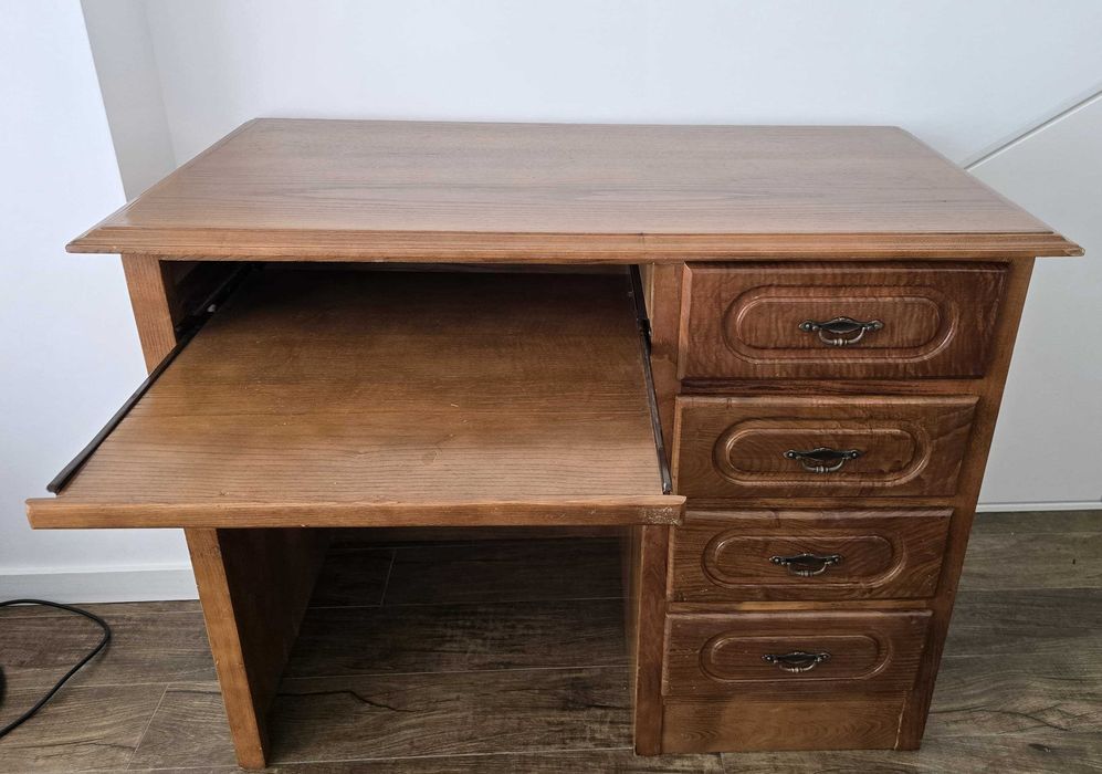 Secretária de madeira