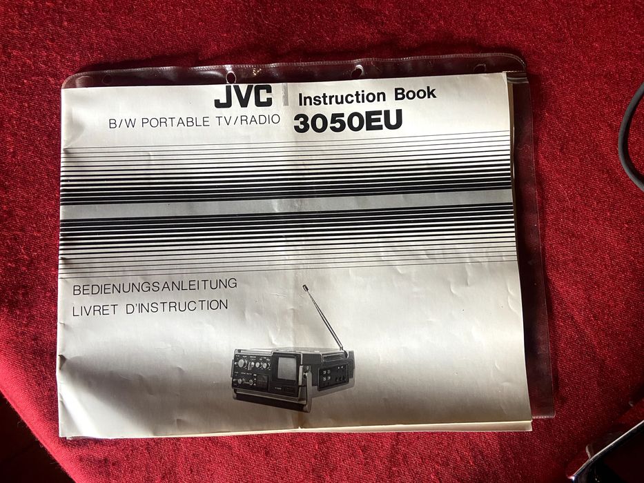 Para colecionadores- TV-Radio JVC 3050EU
