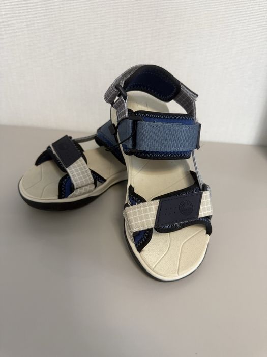 Босонідки фірми Zara,розмір 35,нові