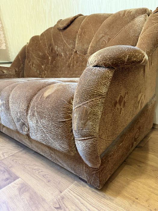 Продам диван бу в хорошем состоянии