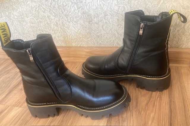 ботинки челси на флисе  39 размер