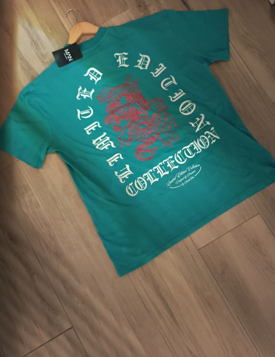 T-shirt azul oversized