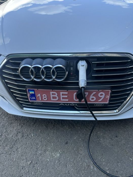 Audi A3 e-tron PHEV 2017