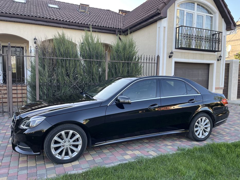 Mercedes-Benz W212(FL) 2014 года.