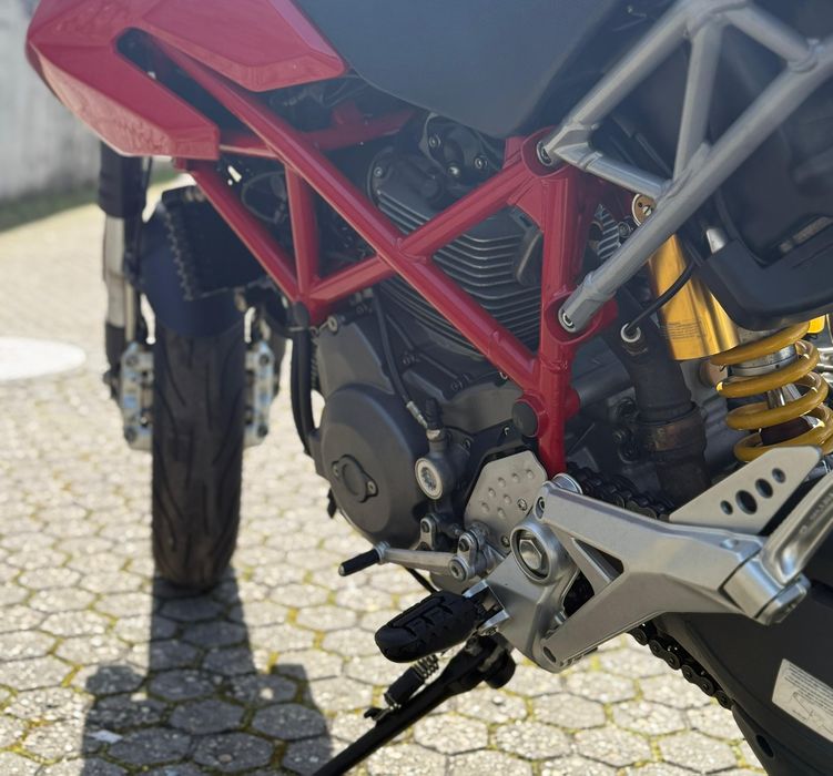 Ducati Hypermotard 1100 EVO – 2011 | 19.500 km | Nacional