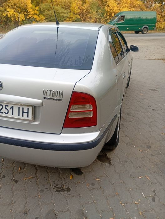 Шкода тур 1.8 турбо