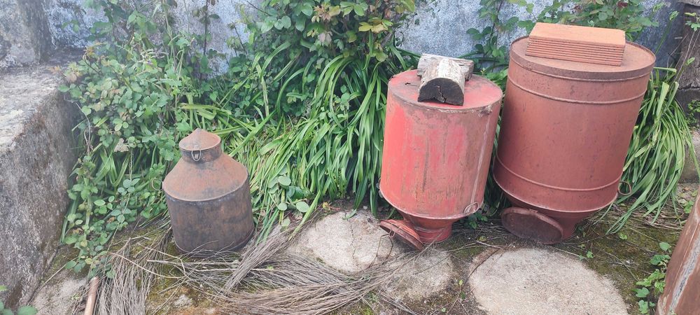 Vendo potes ou talhas antigas429812360959774722