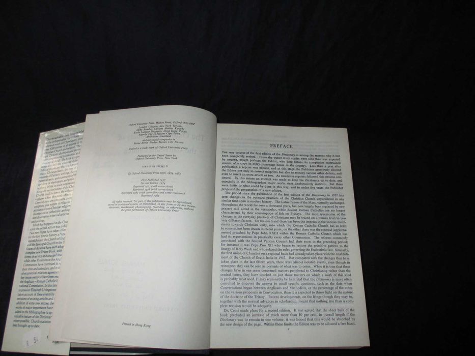 Livro Oxford Dictionary of the Christian Church