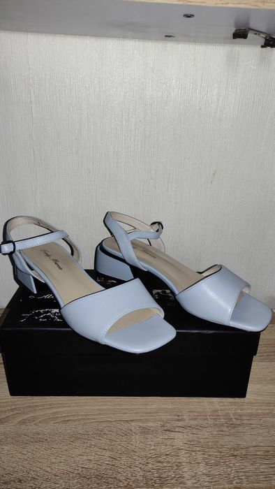 Женские босоножки 39р