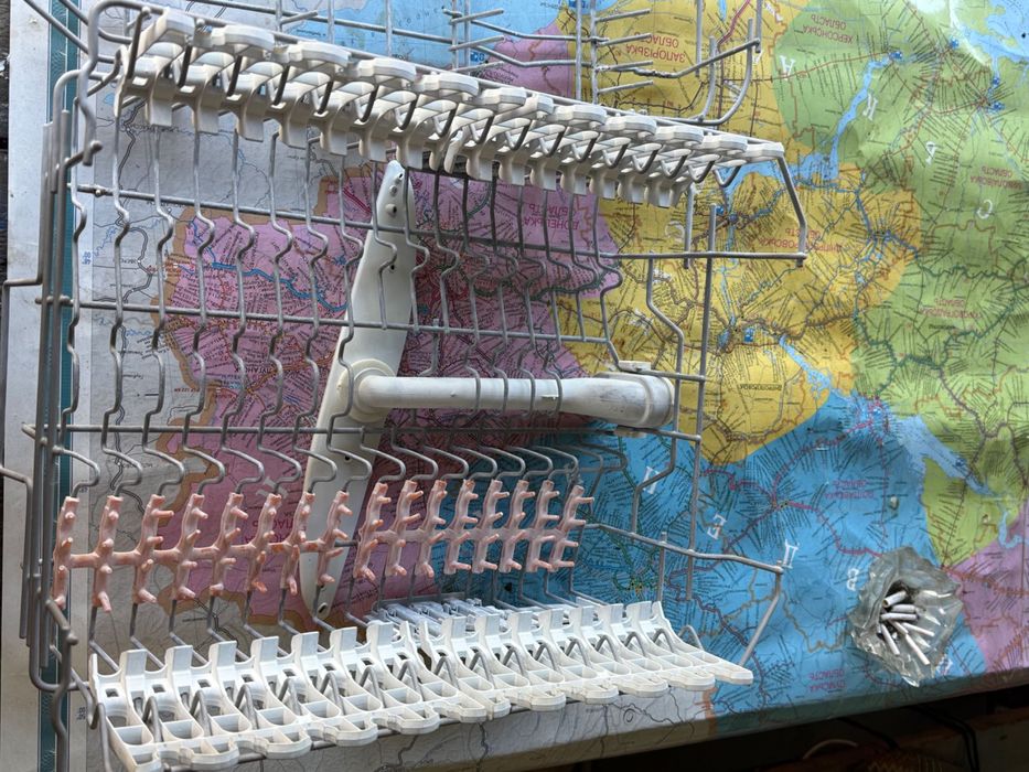 Корзина верхня та  нижня для посудомийної машини Electrolux