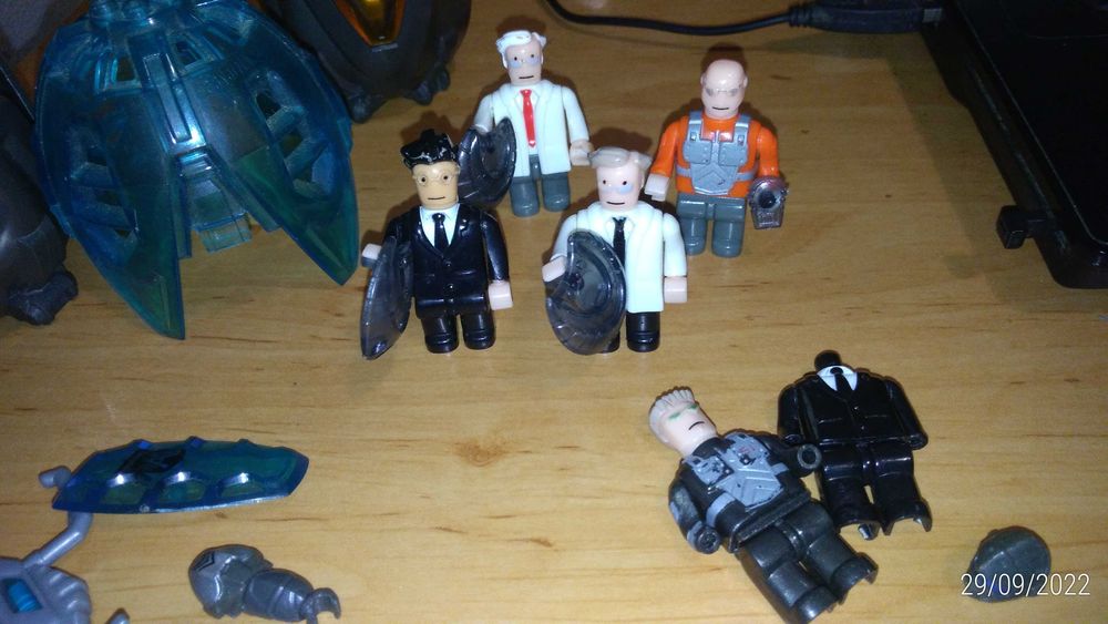 Minifiguras - Megablokcs - compatíveis com Lego - novas fotos