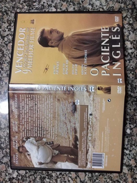 Cinco filmes (Uma vida normal, O paciente Inglês, etc)