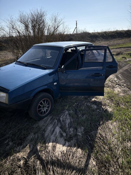 Продам ВАЗ 21099