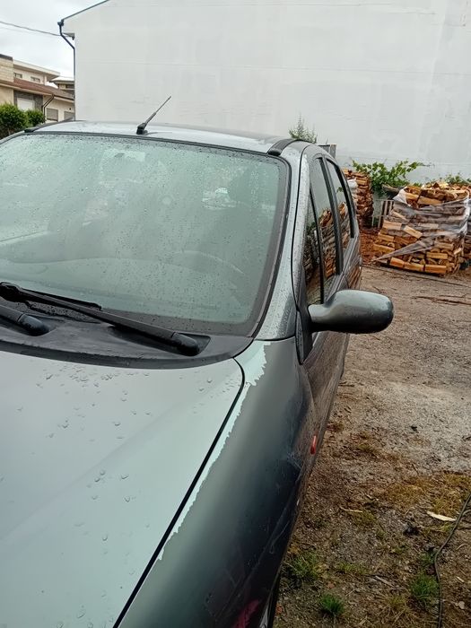 Renault Senik 2000