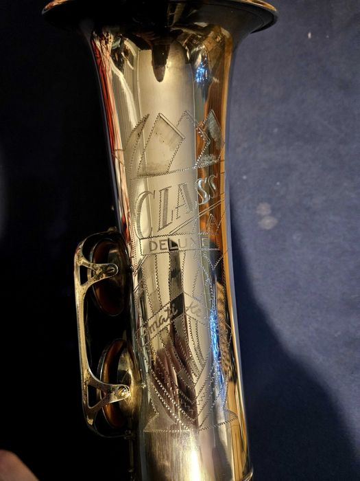 Saksofon tenorowy Amati