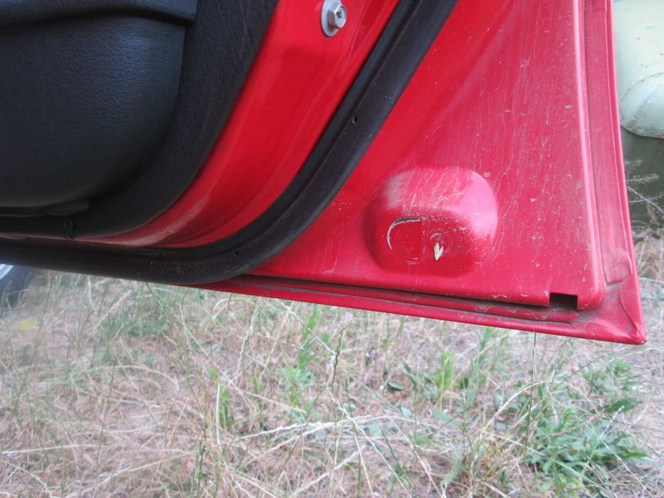 продам Nissan Primera 1996 року цілим або по зч,обмін на газ 69