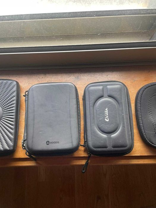 bolsas para gps e discos externo varias marcas