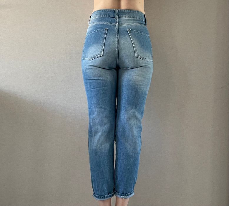 Джинсы мом рваные Topshop