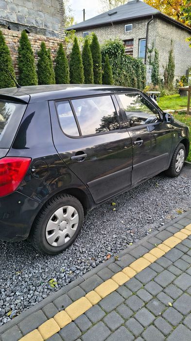 Auto Skoda Fabia 2