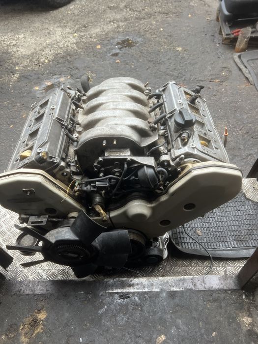 Audi a8 d2 3.7 v8 двигатель aew 230km хороший двигатель мотор