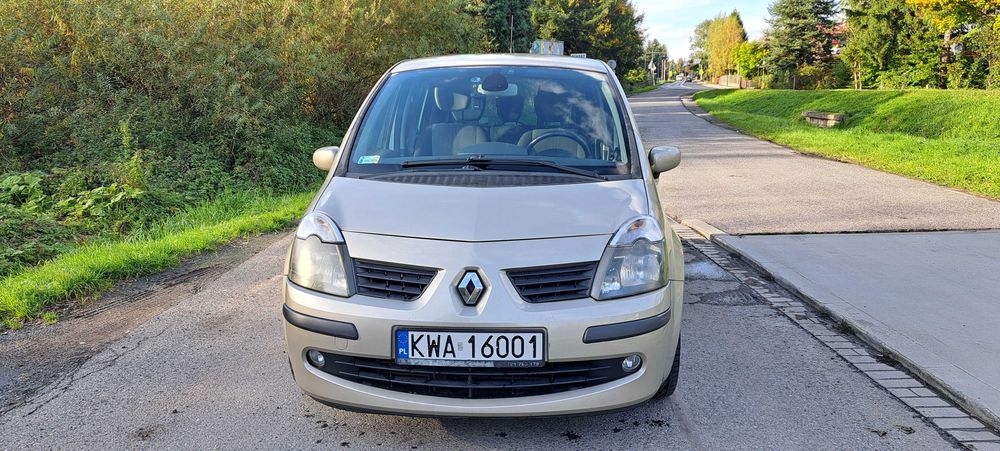 Sprzedam ekonomiczne Renault Modus