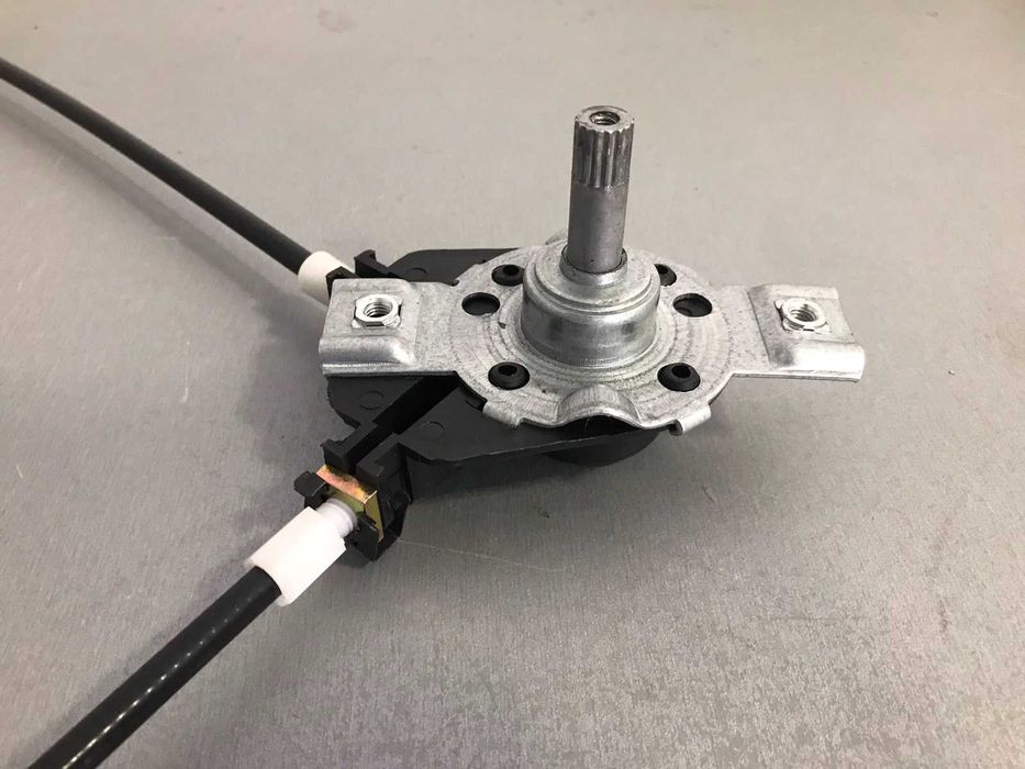 Склопідйомник Стеклоподъемник Volkswagen Golf 2 Golf II