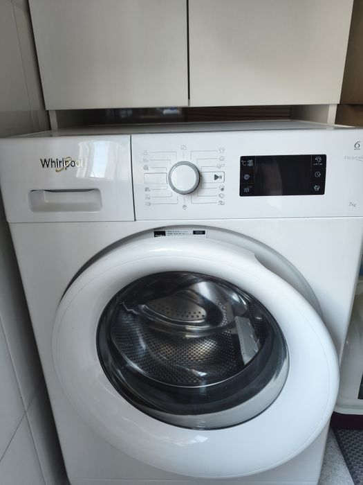 Máquina de lavar roupa Whirlpool