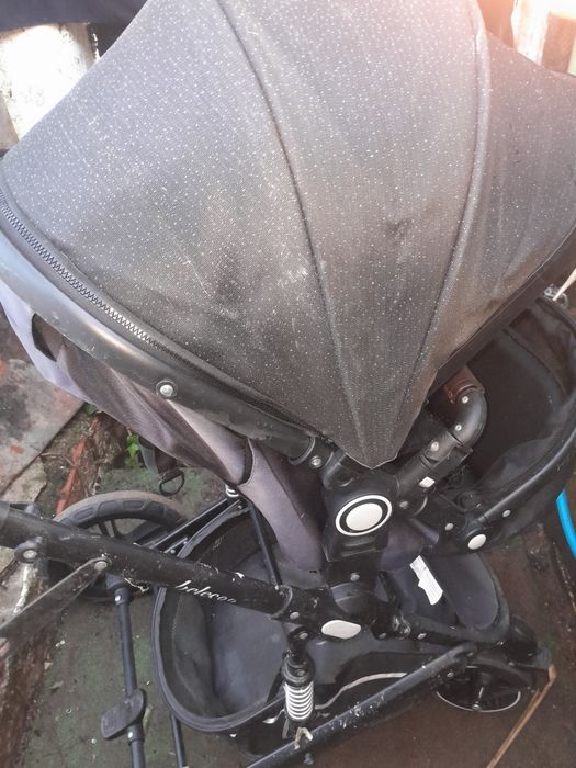 Vendo carrinhos de bebe de qualidade 10€