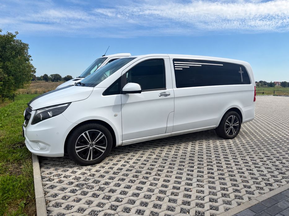 Karawan pogrzebowy mercedes vito 2017r