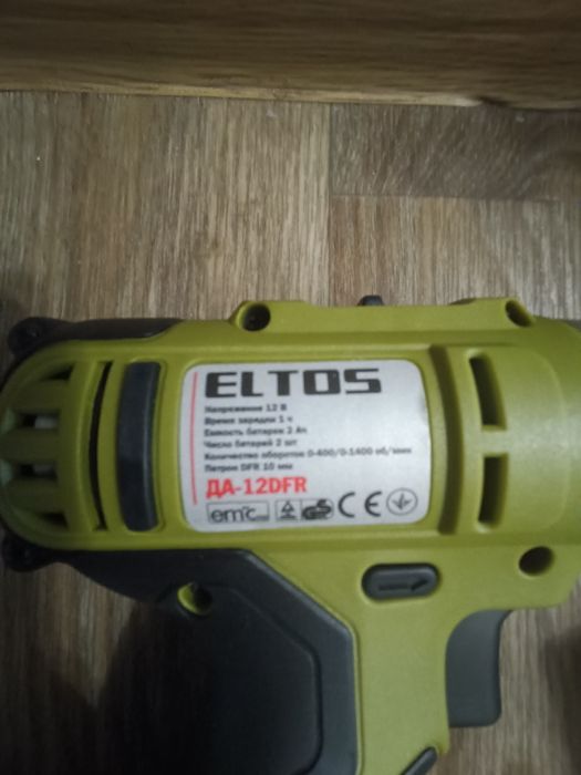 Продам аккумуляторий шуруповерт з сомним патроном Eltos ДА-12М/DFR
