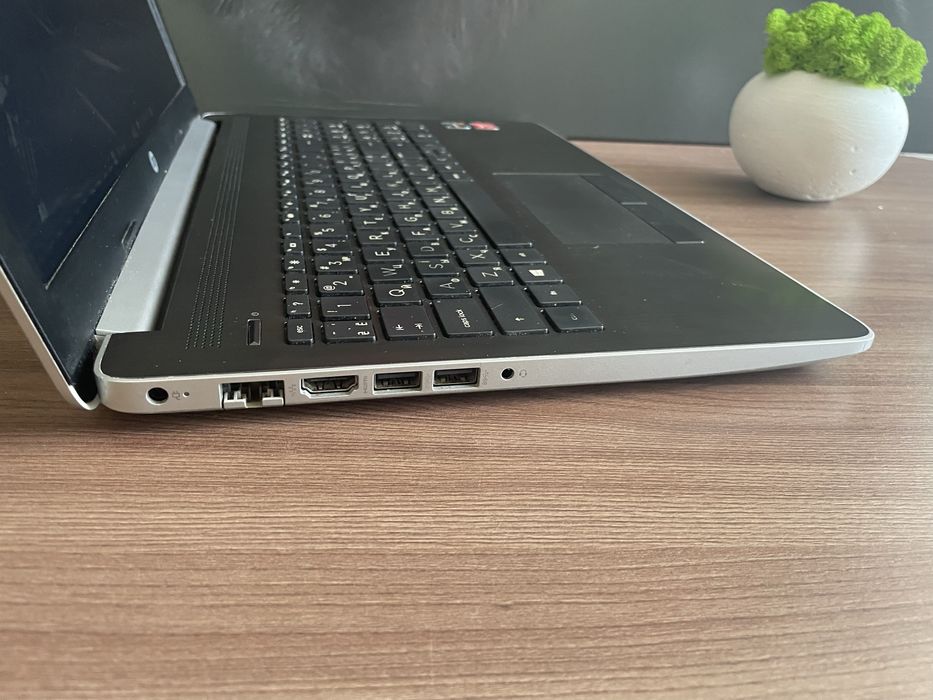 Игровой ноутбук HP/FHD/8 ядер/Ryzen 7-3700/256 SSD/ Vega 10 2GB