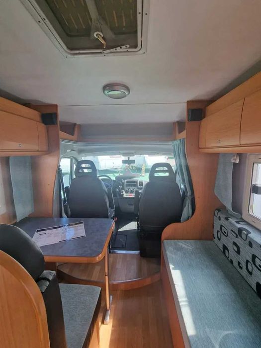 Autocaravana Moncayo Fiat Ducato - perfilada, com 4 lugares
