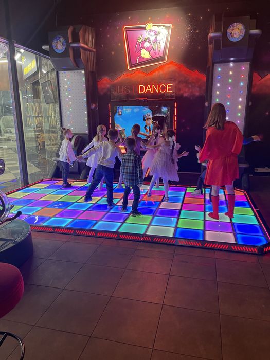 Танцювальні системи JUST DANCE Атракціони в дитячі центри