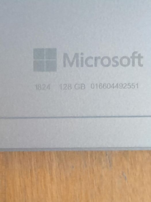 Microsoft Surface Go