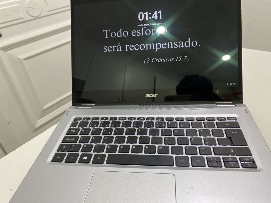 Troco tudo por ps5-acer aspire spin 1 ps4 slim com jogos