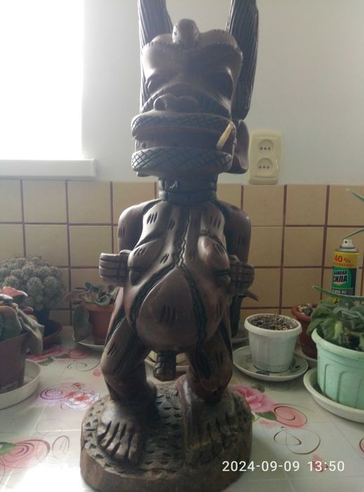 Хранитель семейного очага, древний хранитель дома