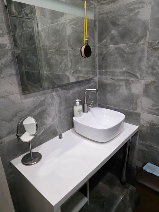 Сучасна квартира в Херсоні . Район Сільпо .