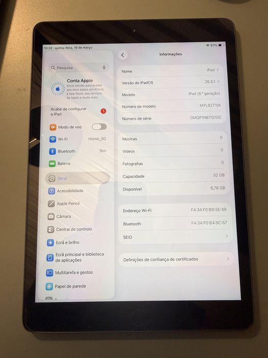 Apple iPad 10.2”  8a Geração 2020