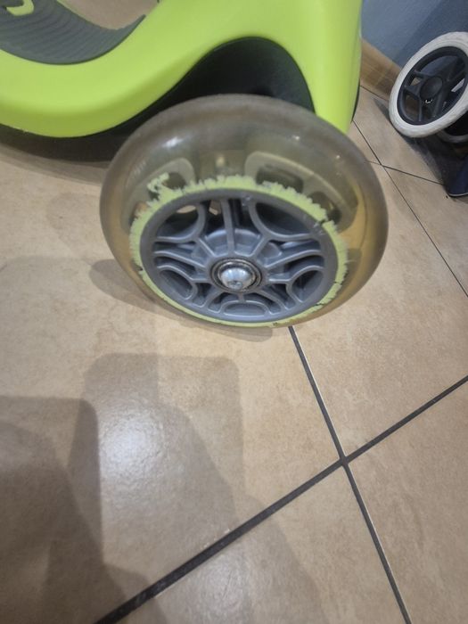 Hulajnoga 3 kołowa globber