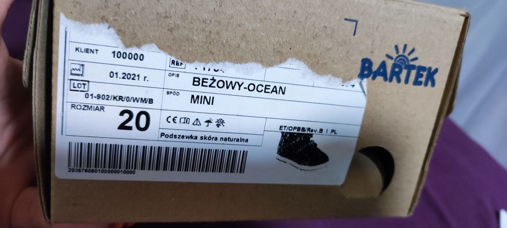 Buty Bartek rozmiar 20 za kostkę