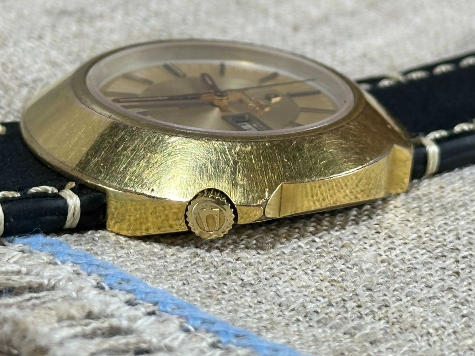 Годинник BULOVA accutron