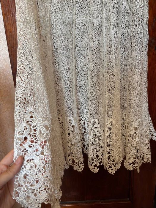 Випускна біла сукня