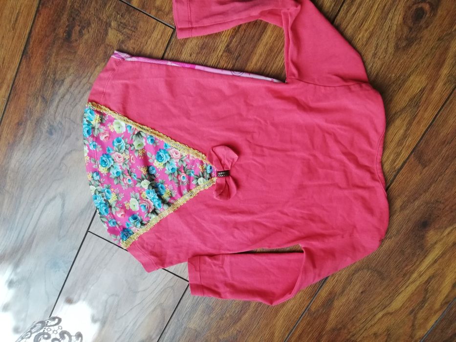 Bluzeczka rozm 116 oraz Bluza sweterek - George , rozm 104