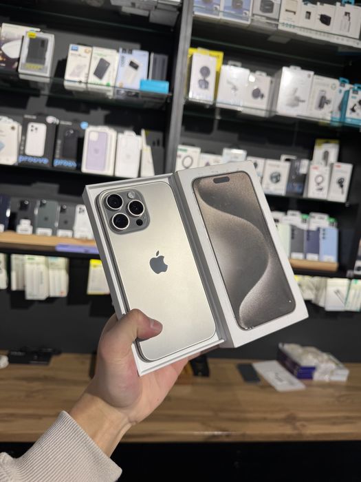 iPhone 15 Pro Max 512GB Natural Titanium