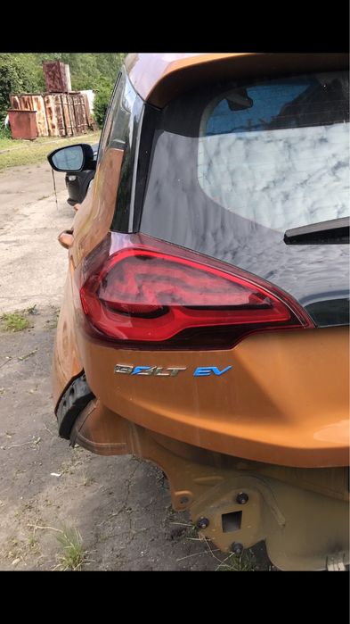 Фонарь стоп фара задня поворот поворотник Chevrolet Bolt EV 17-23