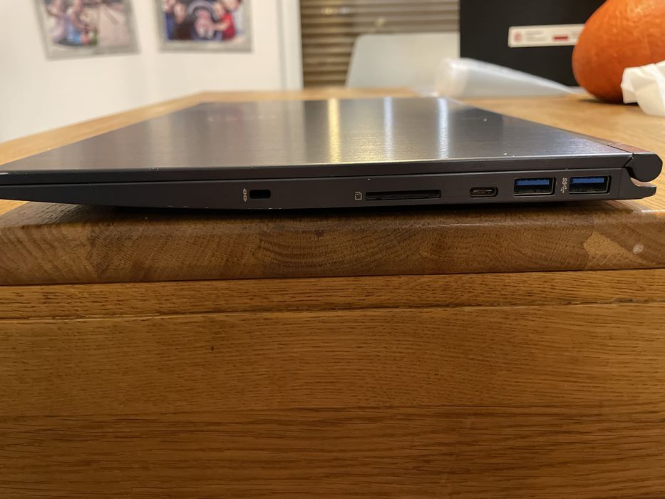 Laptop MSI modern 14 2021