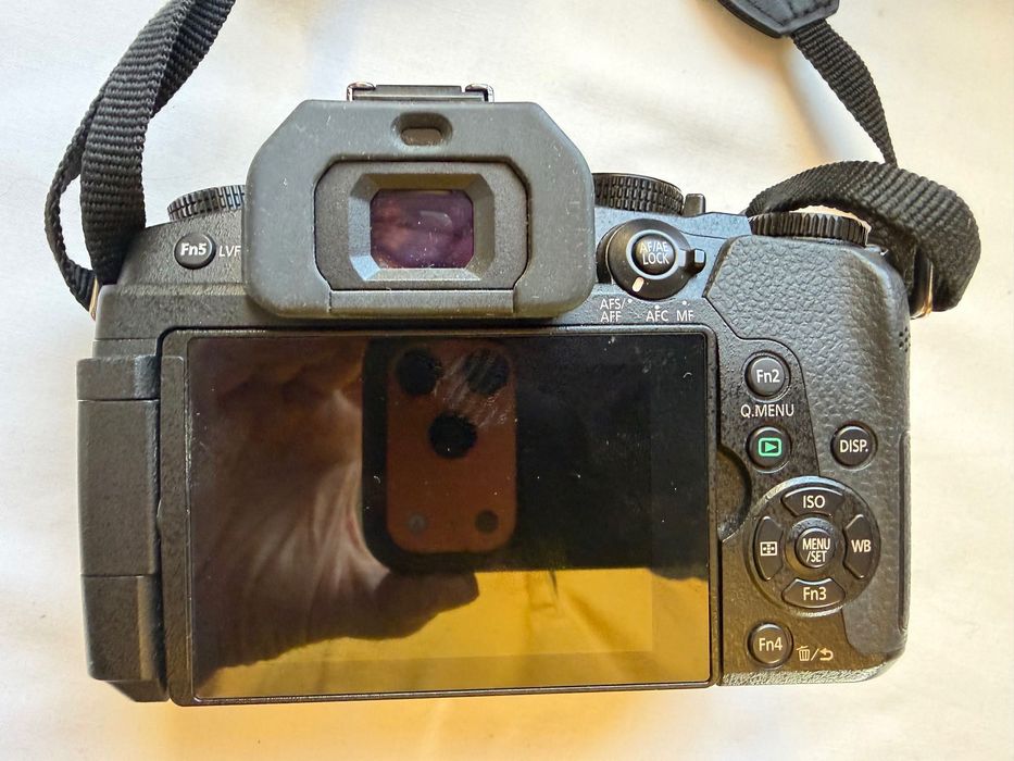 Panasonic Lumix DC-G90 — corpo, estabilização e vídeo 4K