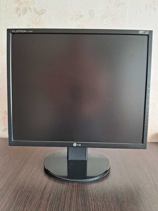 Монітор LG FLATRON L1953S-BF