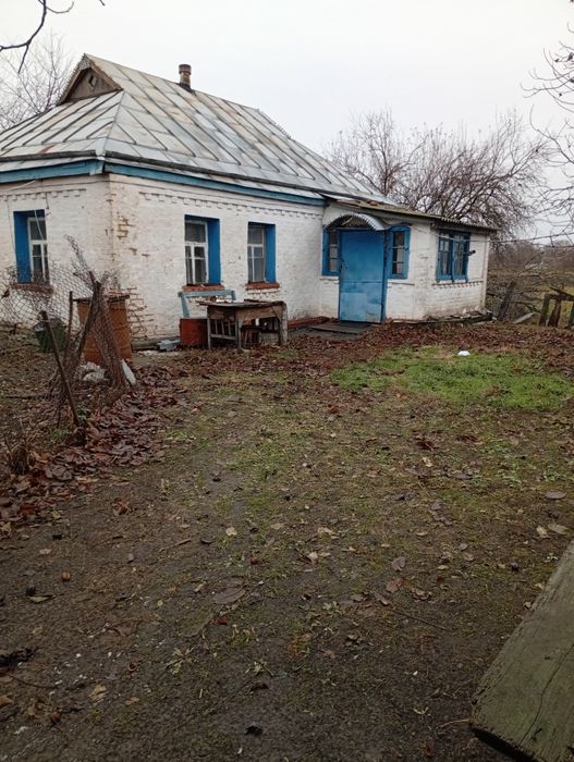 Продам цегляний будинок