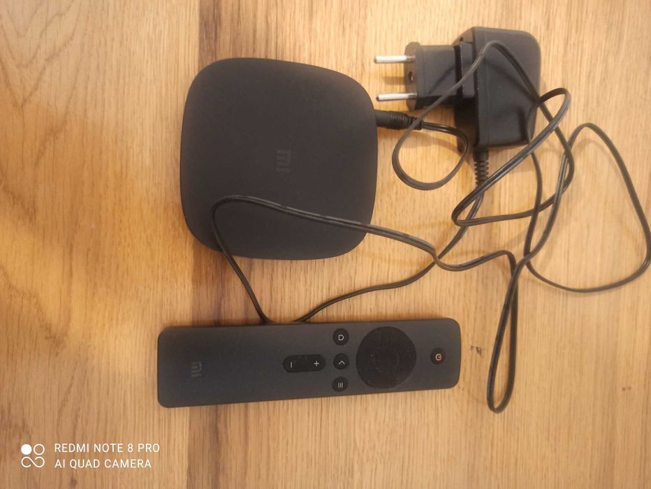 Медіаплеєр Xiaomi Smart TV Box SE